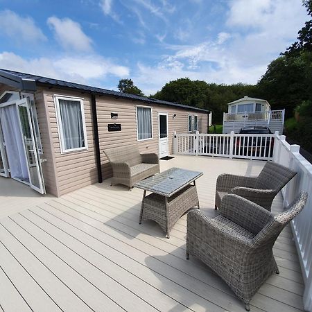 Llanrhidian Holiday Park Llanmorlais Экстерьер фото