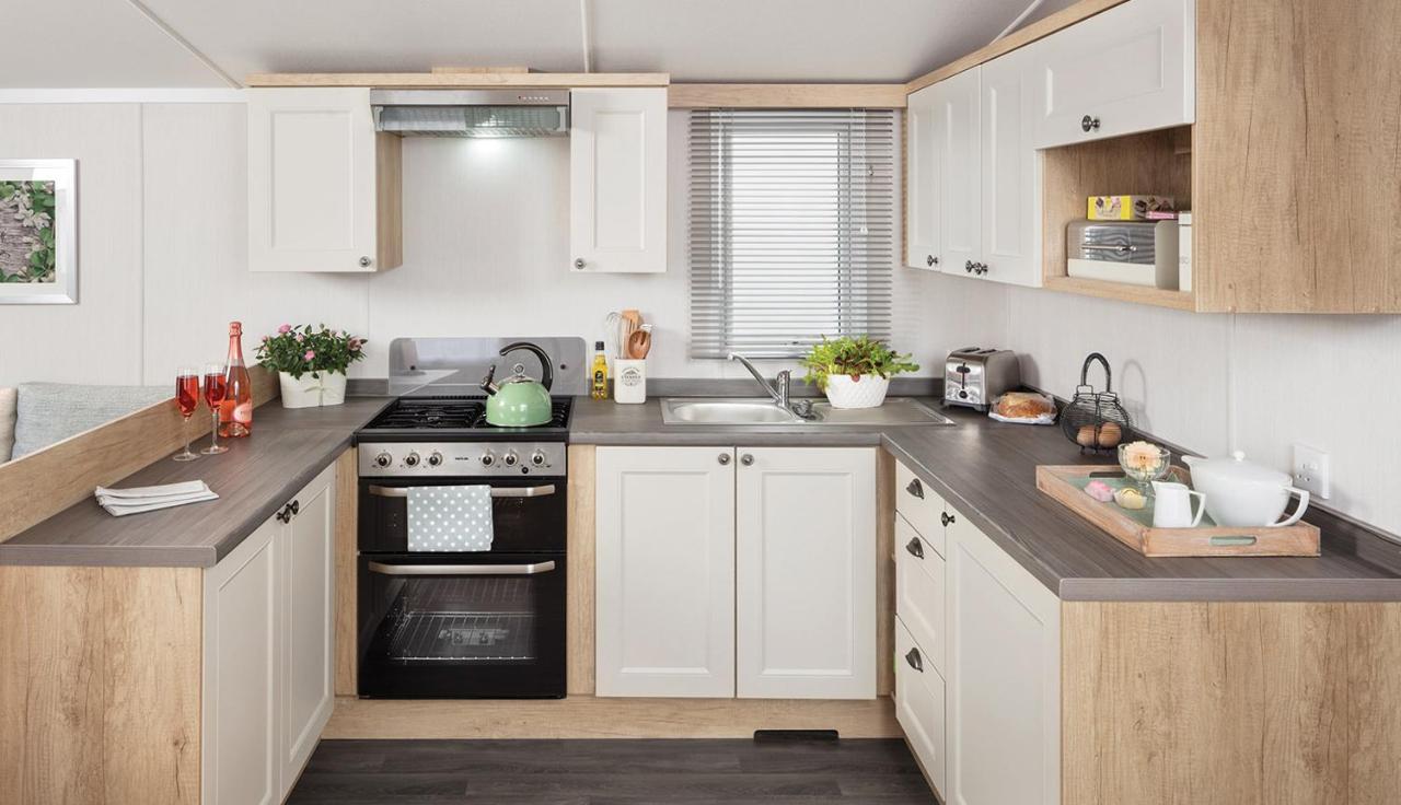 Llanrhidian Holiday Park Llanmorlais Экстерьер фото