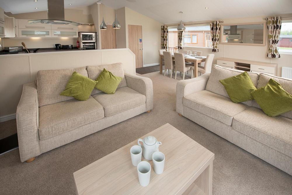 Llanrhidian Holiday Park Llanmorlais Экстерьер фото